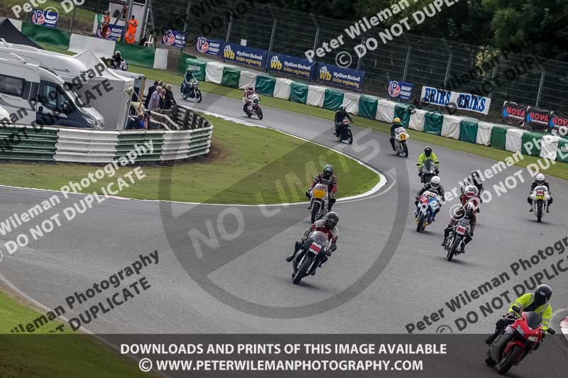 Vintage motorcycle club;eventdigitalimages;mallory park;mallory park trackday photographs;no limits trackdays;peter wileman photography;trackday digital images;trackday photos;vmcc festival 1000 bikes photographs